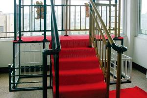 你知道如何确保设计楼梯护栏的安全性吗？